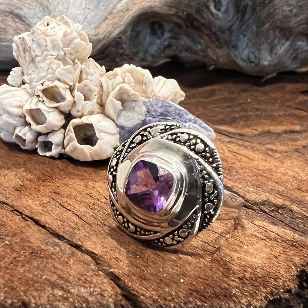 Artisan NWT Bali Ring Amethyst Sterling Silver Large Flower Purple Spring Square